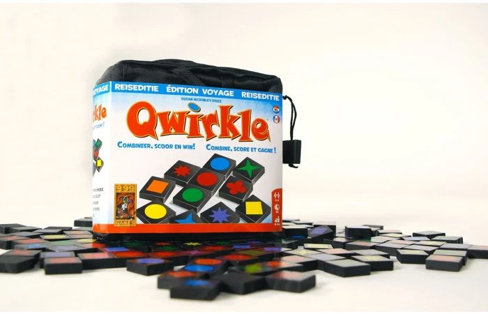 999 Games Qwirkle Reiseditie Bordspel 2 999 Games Qwirkle Reiseditie Bordspel - Afbeelding 2