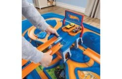 Step2 Hot Wheels Car & Track Circuit -Trendy Speelgoedwinkel 32b8cd8f91b16d1a45051480ec8dc3573d34b7917b7ba2a56a1ad1754ed6905a