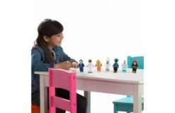 KidKraft Poppen Set- Beroepen -Trendy Speelgoedwinkel 98d3fc3f98cb8434fefcba8c0a5d62688427c29f86d6e173f5790c6c79ec9bf8