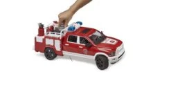 Bruder RAM 2500 Brandweerwagen Met Licht En Geluid 2023 6 Bruder RAM 2500 Brandweerwagen Met Licht En Geluid 2023 -Trendy Speelgoedwinkel bf2544 2